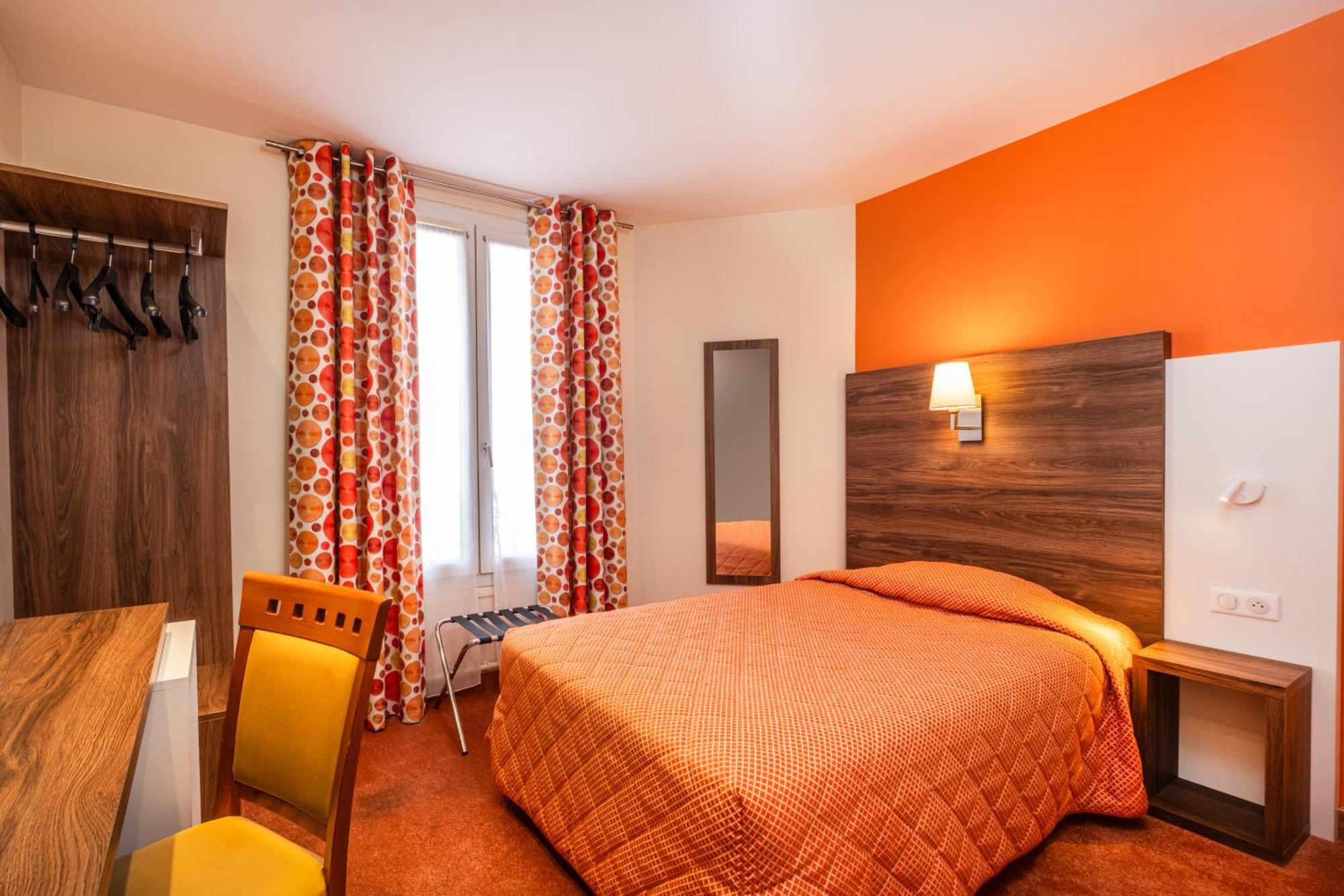 Hotel Terminus Montparnasse Paris Exterior photo